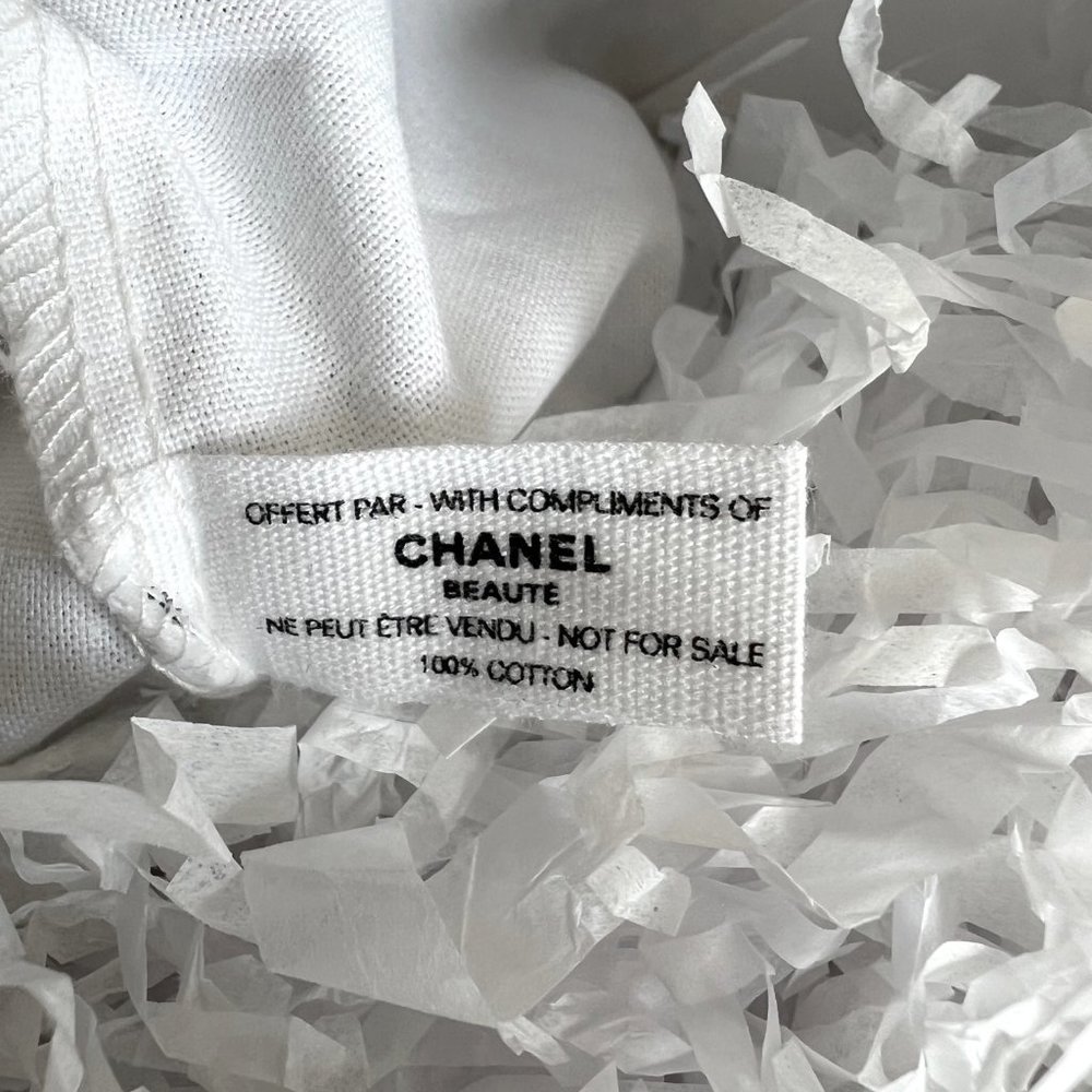 CHANEL White Cotton Canvas Drawstring Pouch Cosmetic Bag Storage Bag - Picture 4 of 4